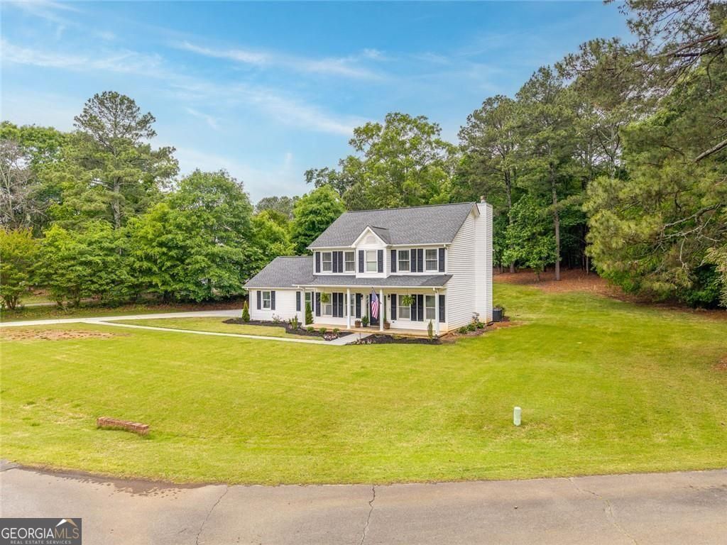 226 Charles Drive NE Calhoun GA 30701