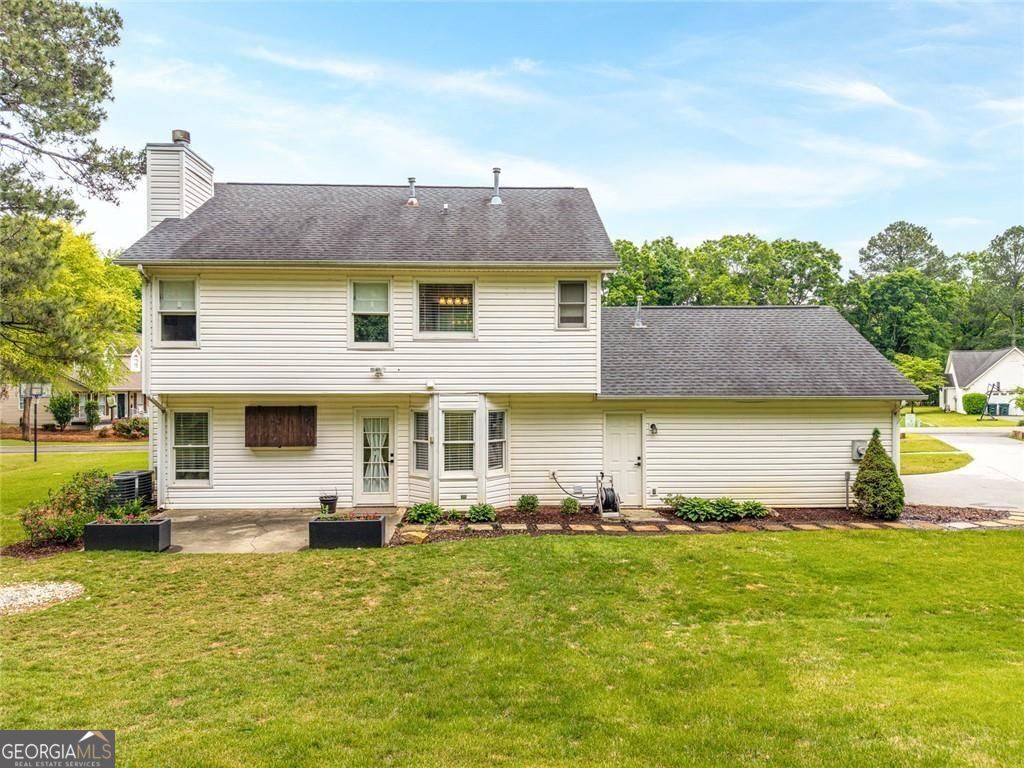 226 Charles Drive NE Calhoun GA 30701