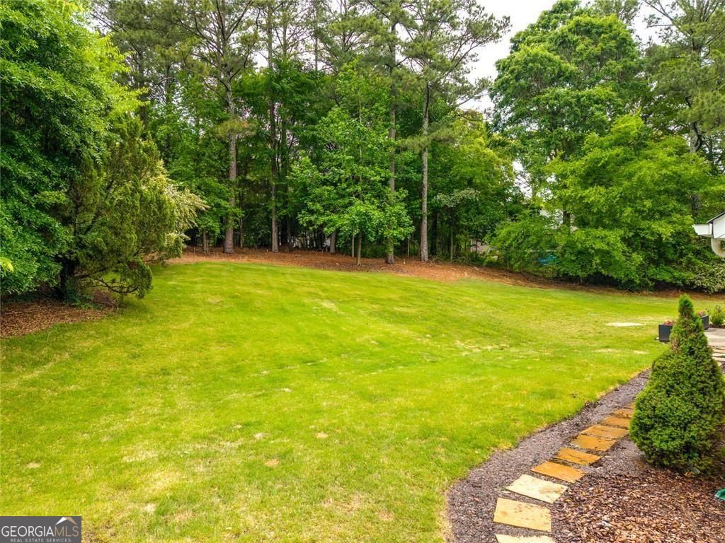 226 Charles Drive NE Calhoun GA 30701