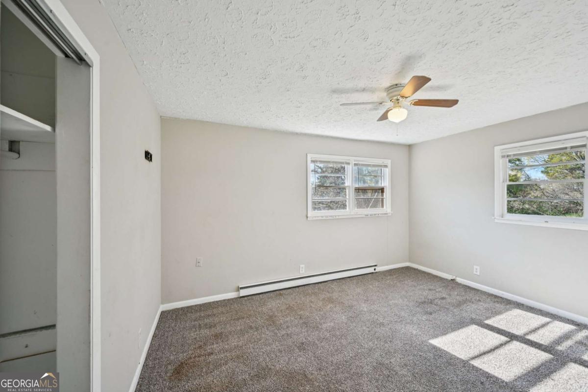 1324 N Hicks Circle NW Conyers GA 30012