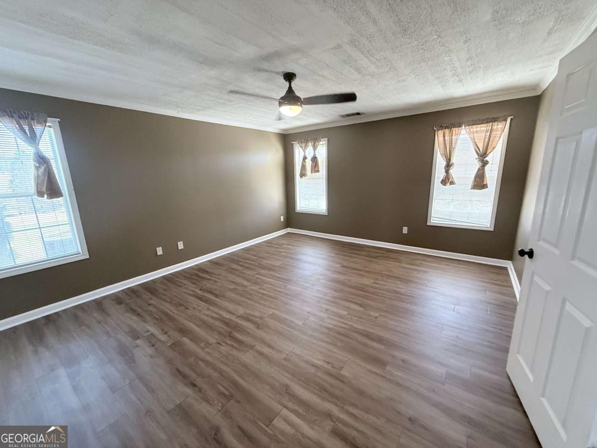 2000 Sage Court Loganville GA 30052