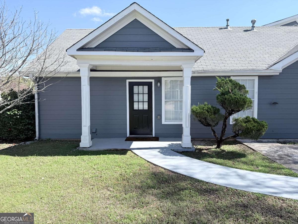 2000 Sage Court Loganville GA 30052