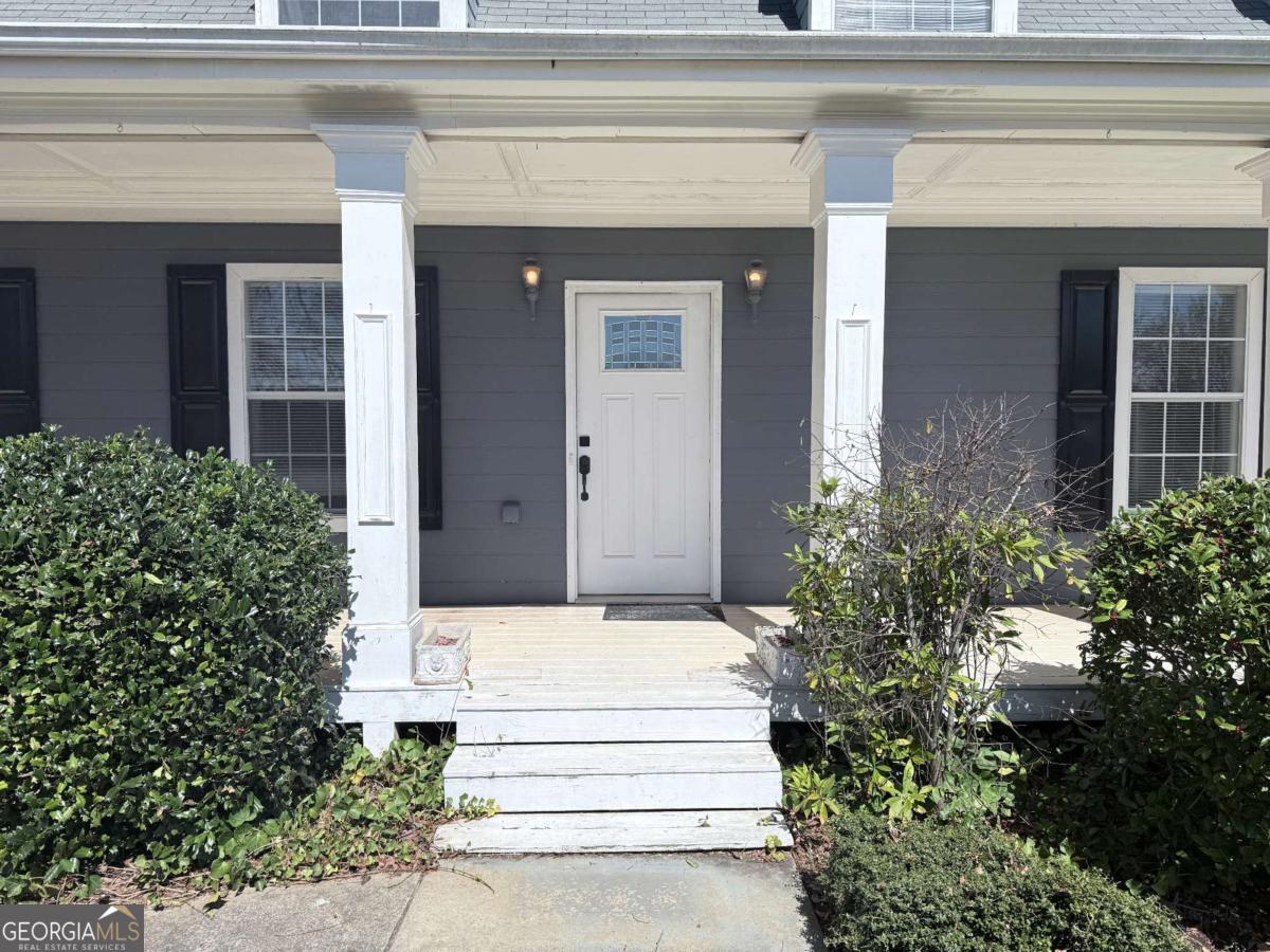 2000 Sage Court Loganville GA 30052