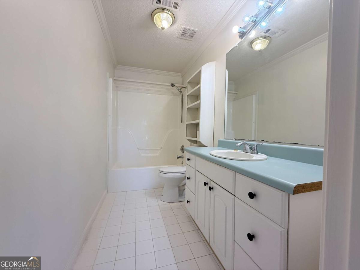 2000 Sage Court Loganville GA 30052