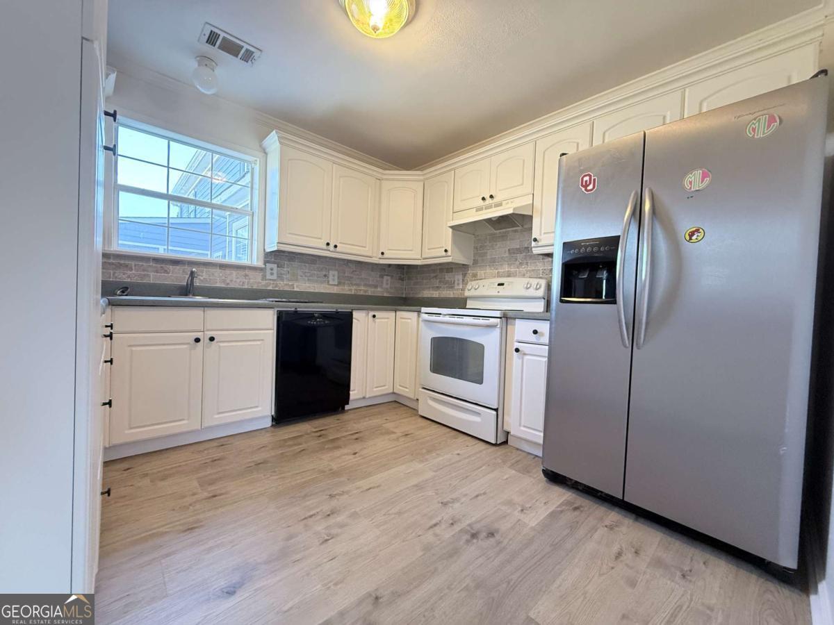 2000 Sage Court Loganville GA 30052
