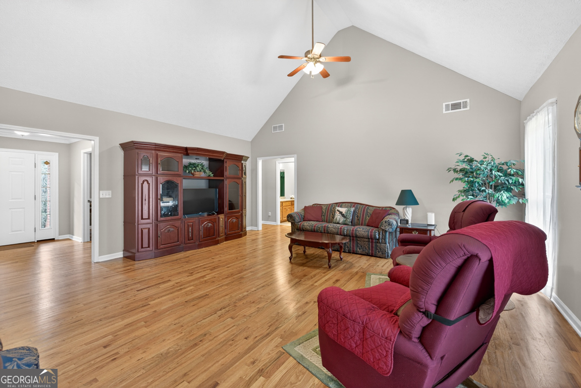 1194 Foster Road Statham GA 30666