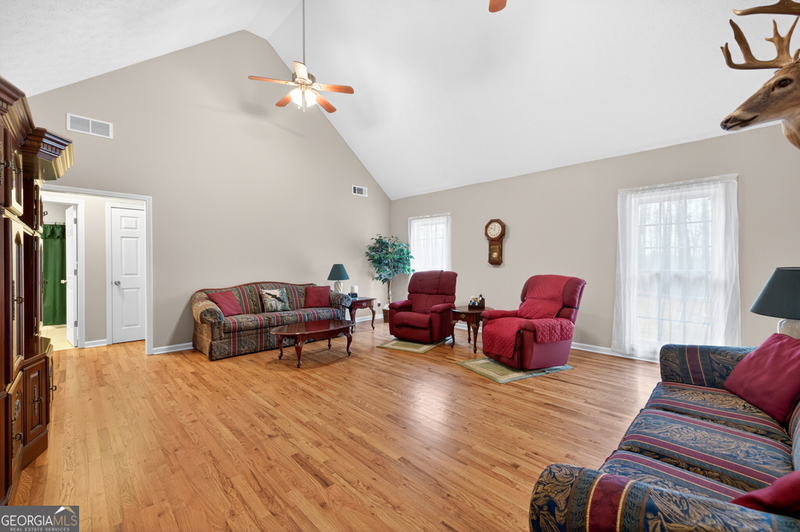 1194 Foster Road Statham GA 30666