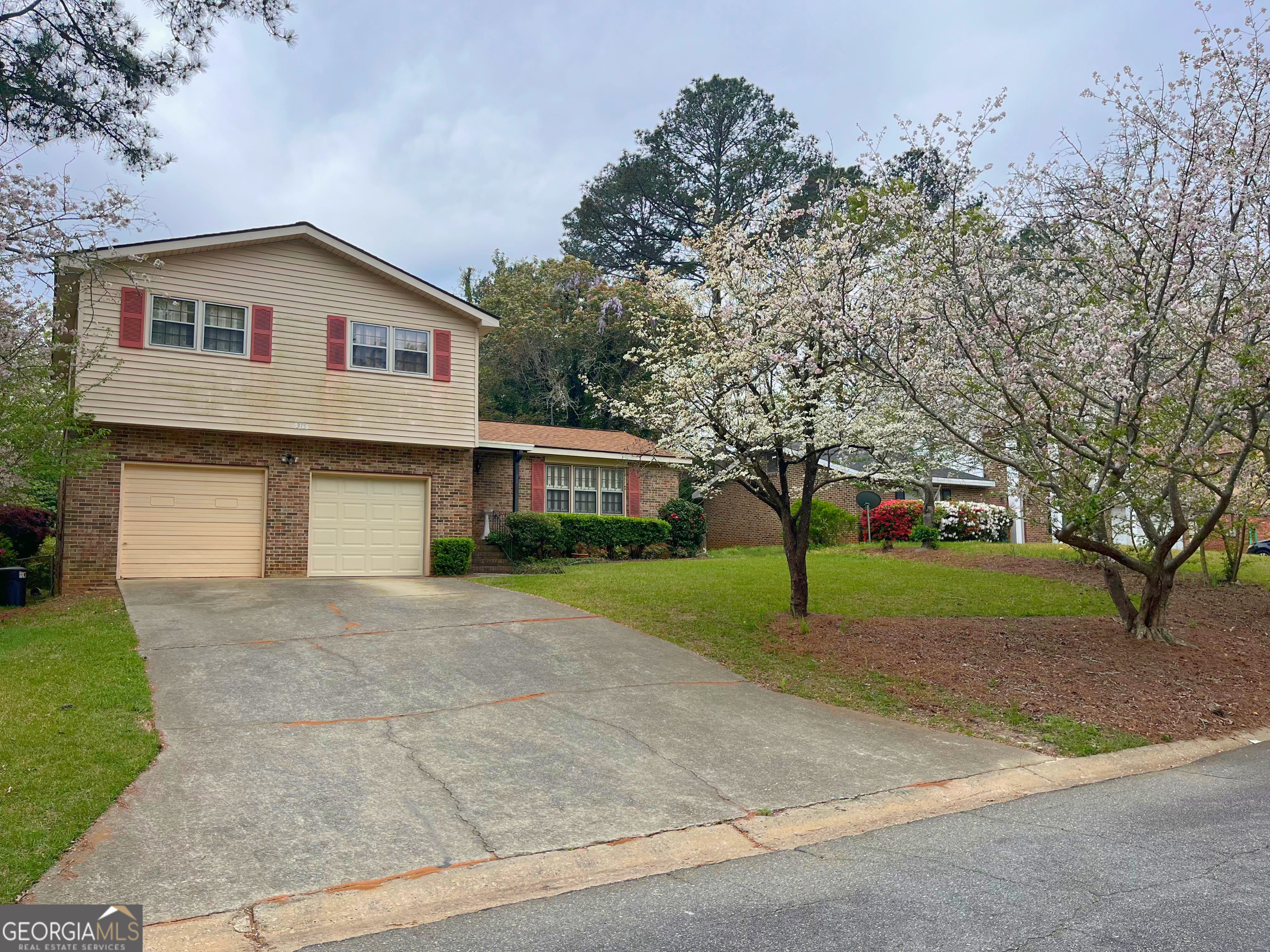 315 Donna Drive Warner Robins GA 31088