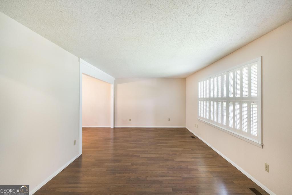 315 Donna Drive Warner Robins GA 31088