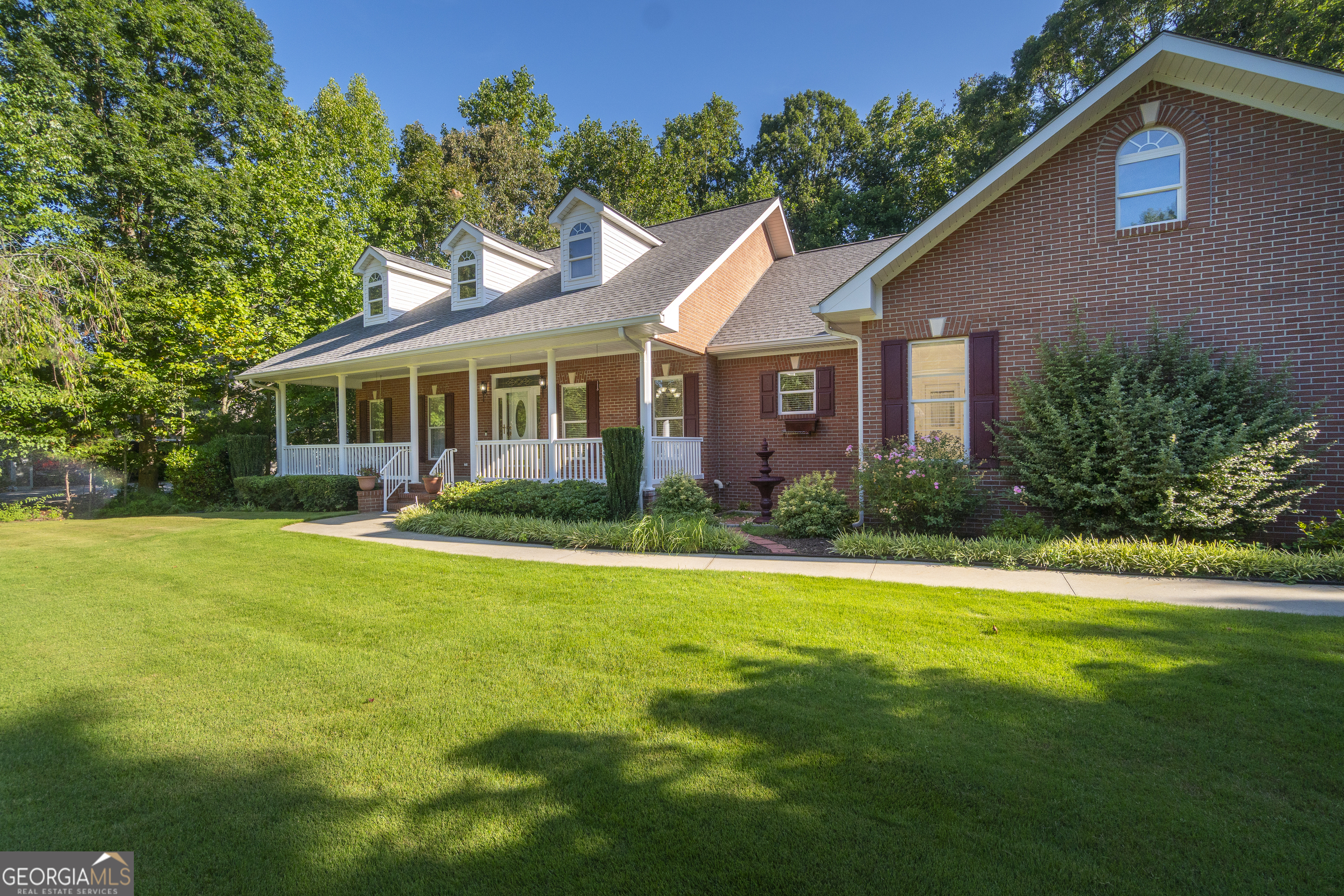 102 Trent Trail Cleveland GA 30528