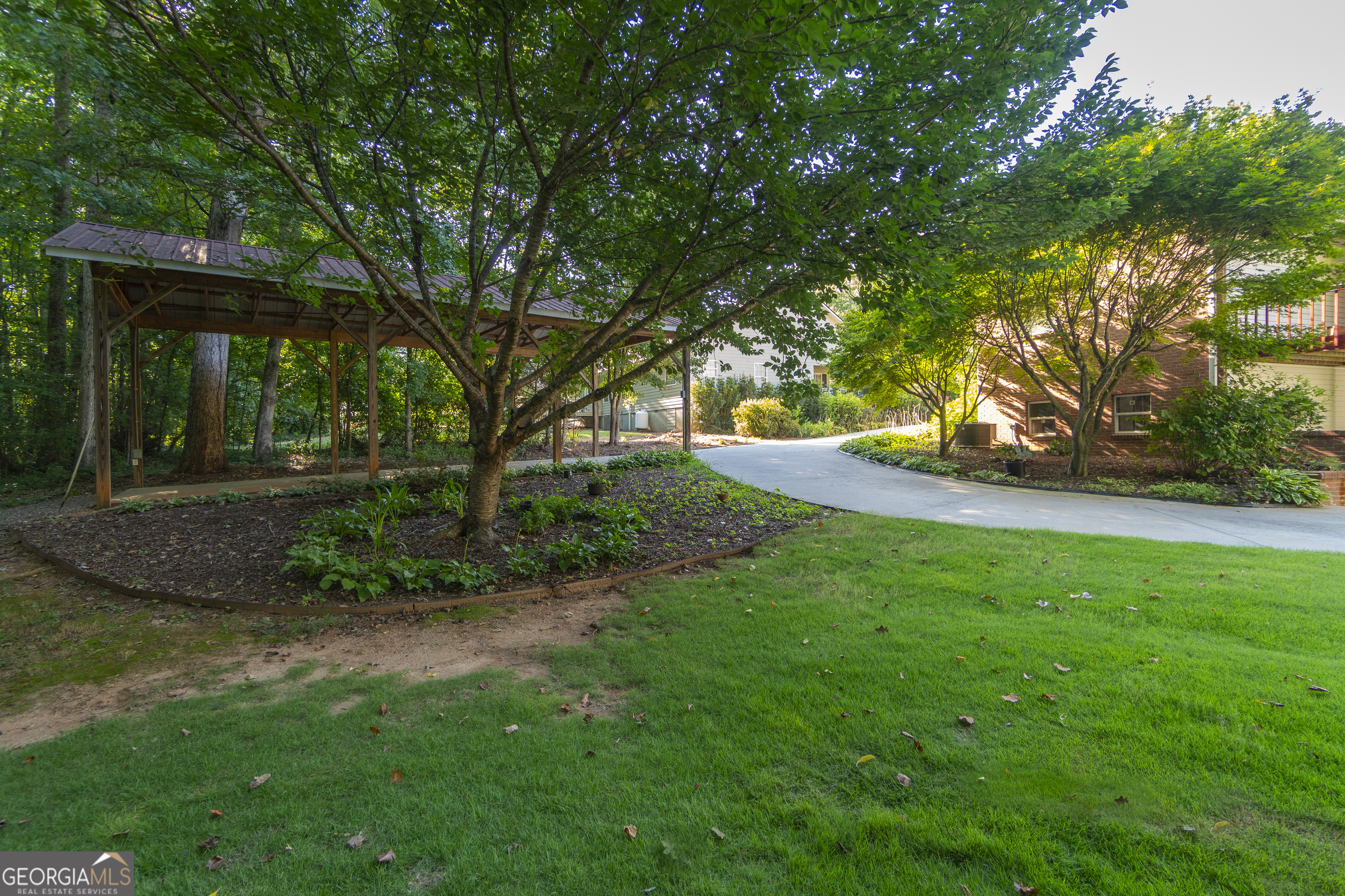 102 Trent Trail Cleveland GA 30528