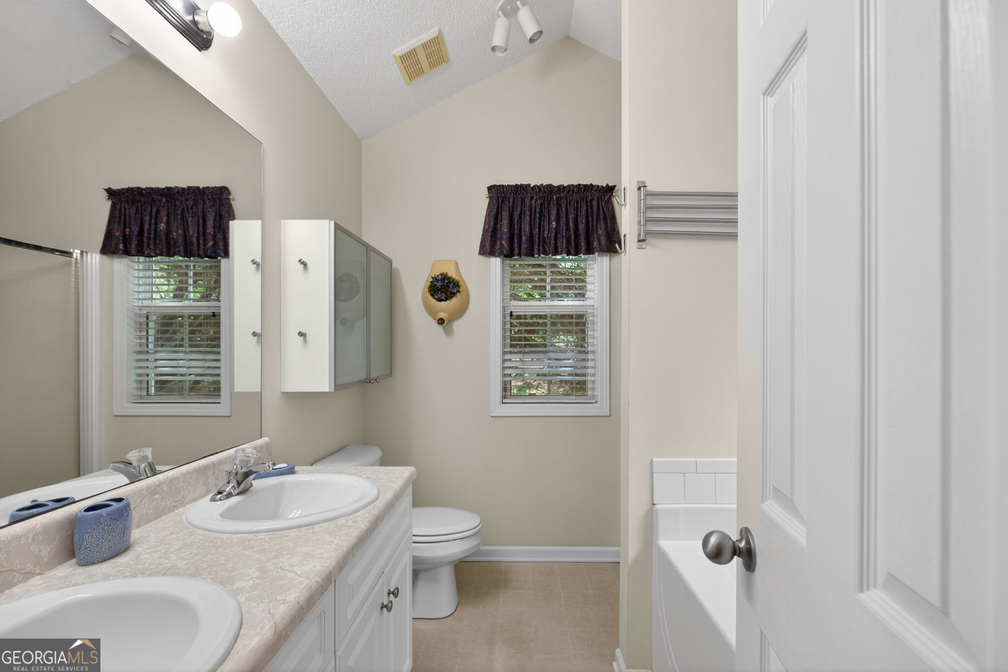 38 Bedford Park Drive Newnan GA 30263