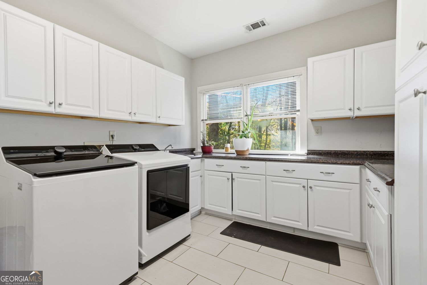 31 Greenland Trace Atlanta GA 30342