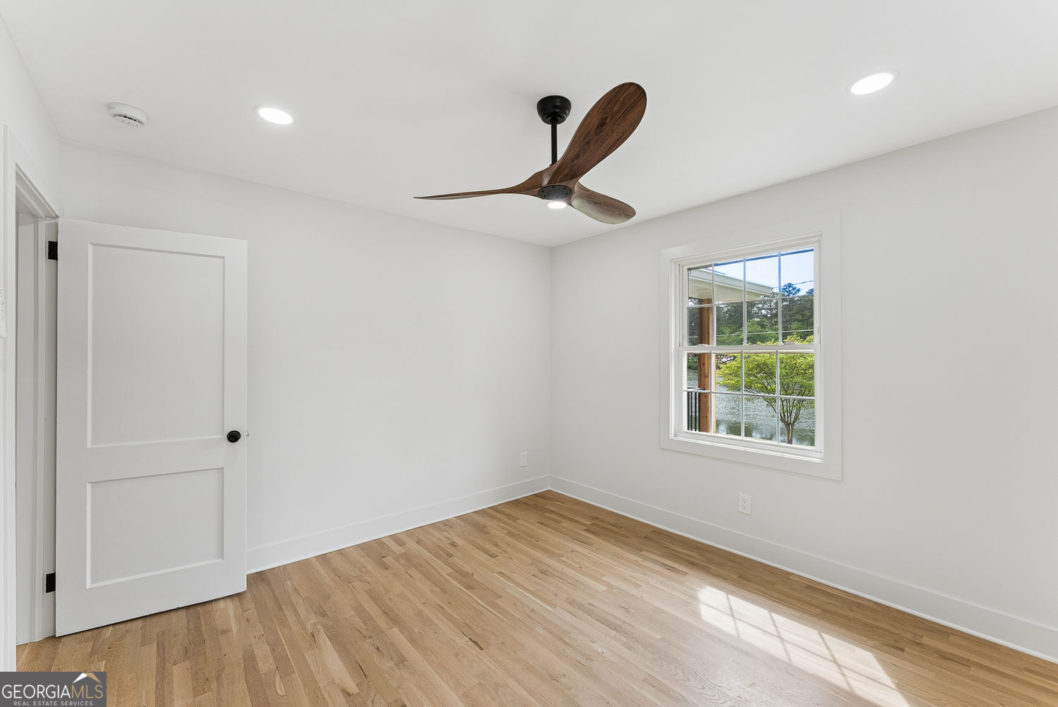 1964 E Lakeside Drive Decatur GA 30032