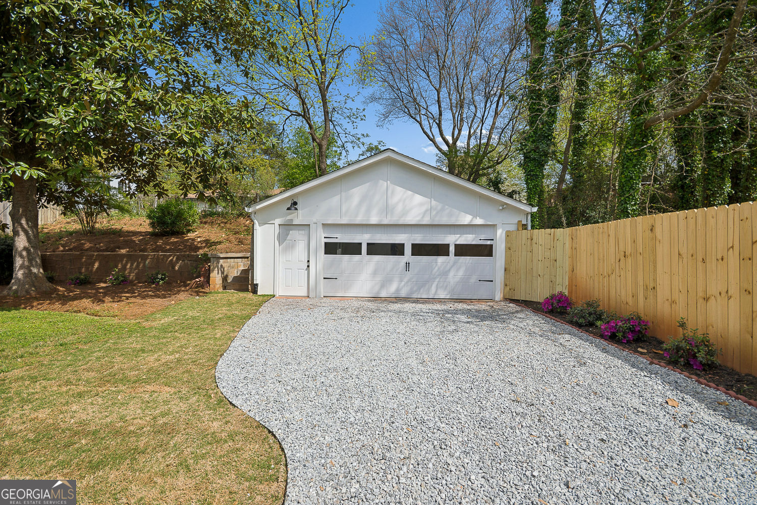 1964 E Lakeside Drive Decatur GA 30032