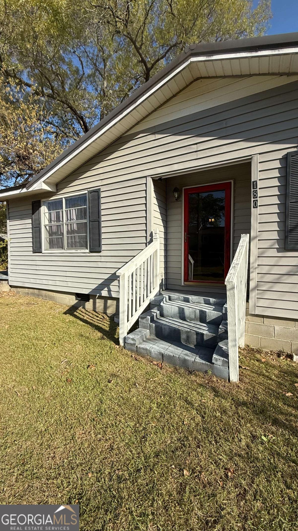 180 N Main Street NW Gordon GA 31031