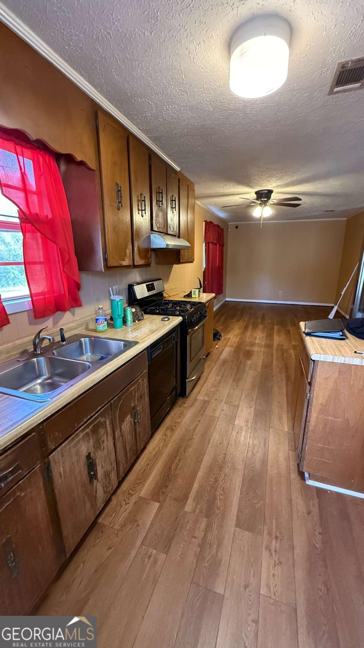 180 N Main Street NW Gordon GA 31031