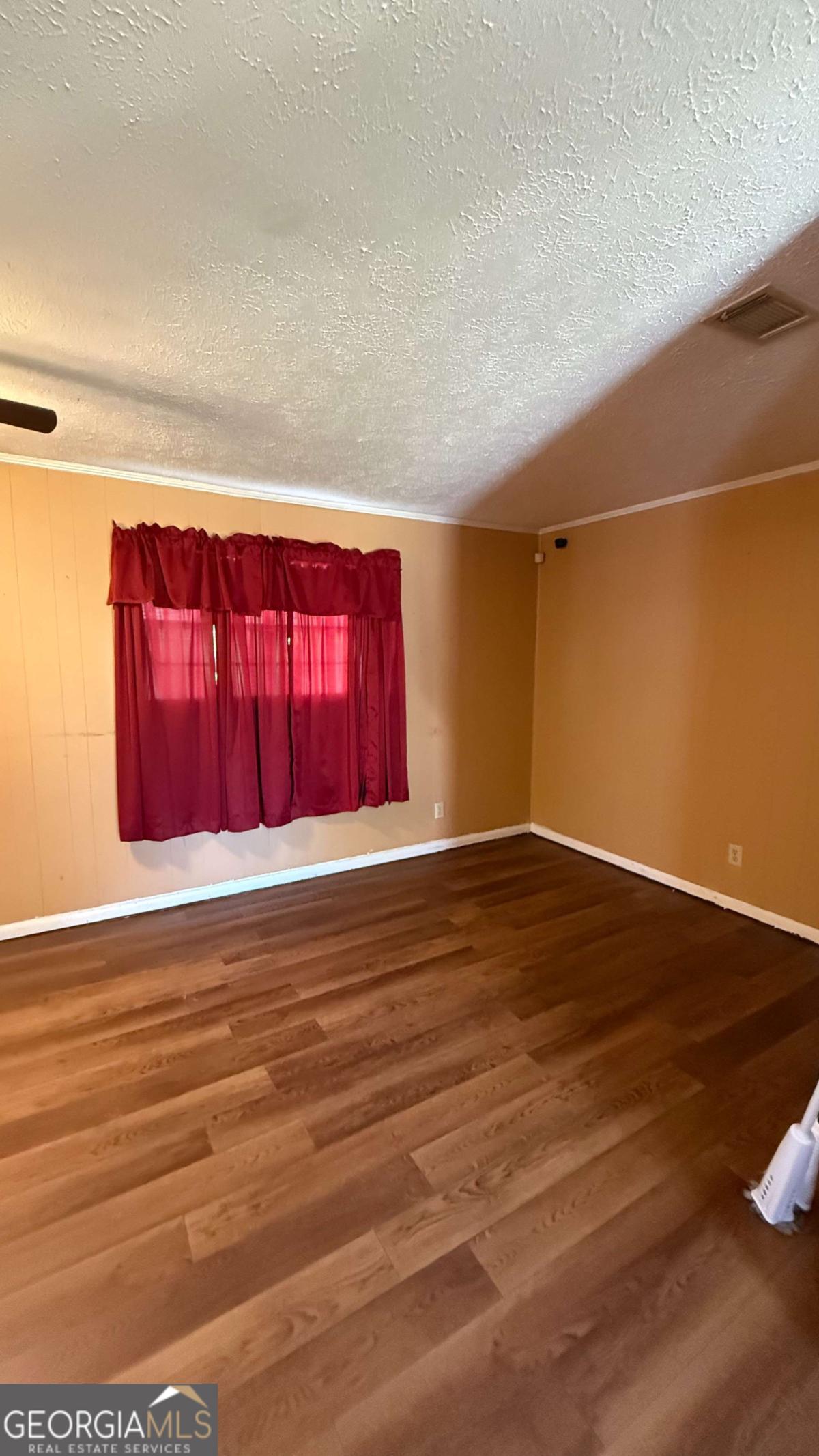 180 N Main Street NW Gordon GA 31031
