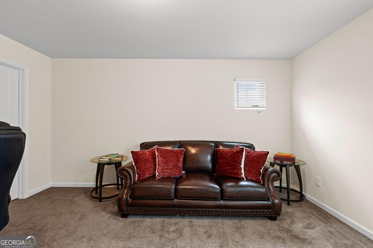 1053 Shadow Glen Drive Fairburn GA 30213