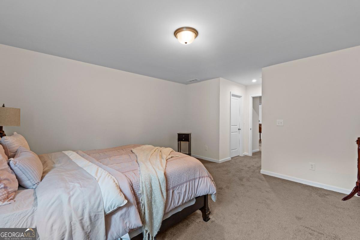 1053 Shadow Glen Drive Fairburn GA 30213