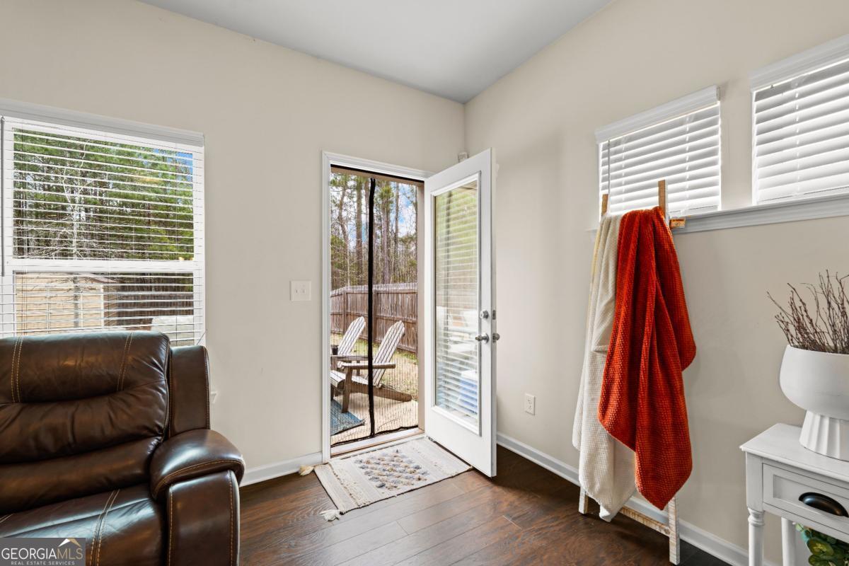 1053 Shadow Glen Drive Fairburn GA 30213