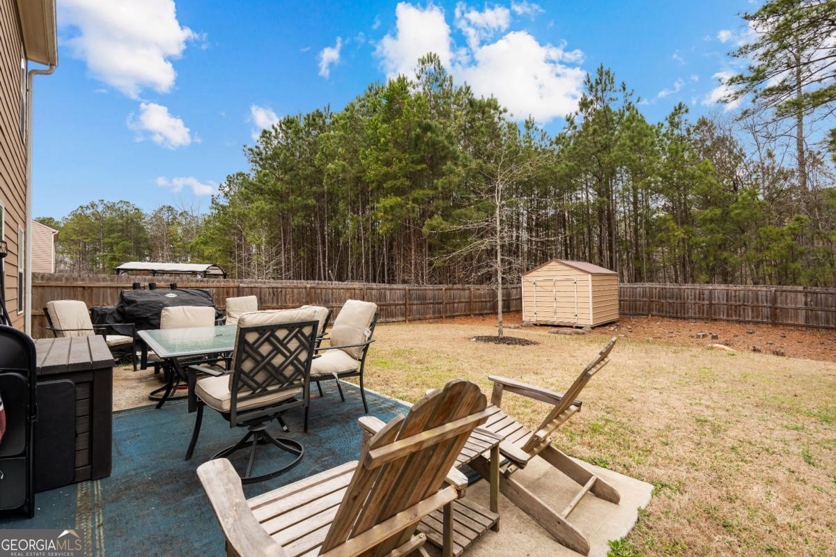 1053 Shadow Glen Drive Fairburn GA 30213