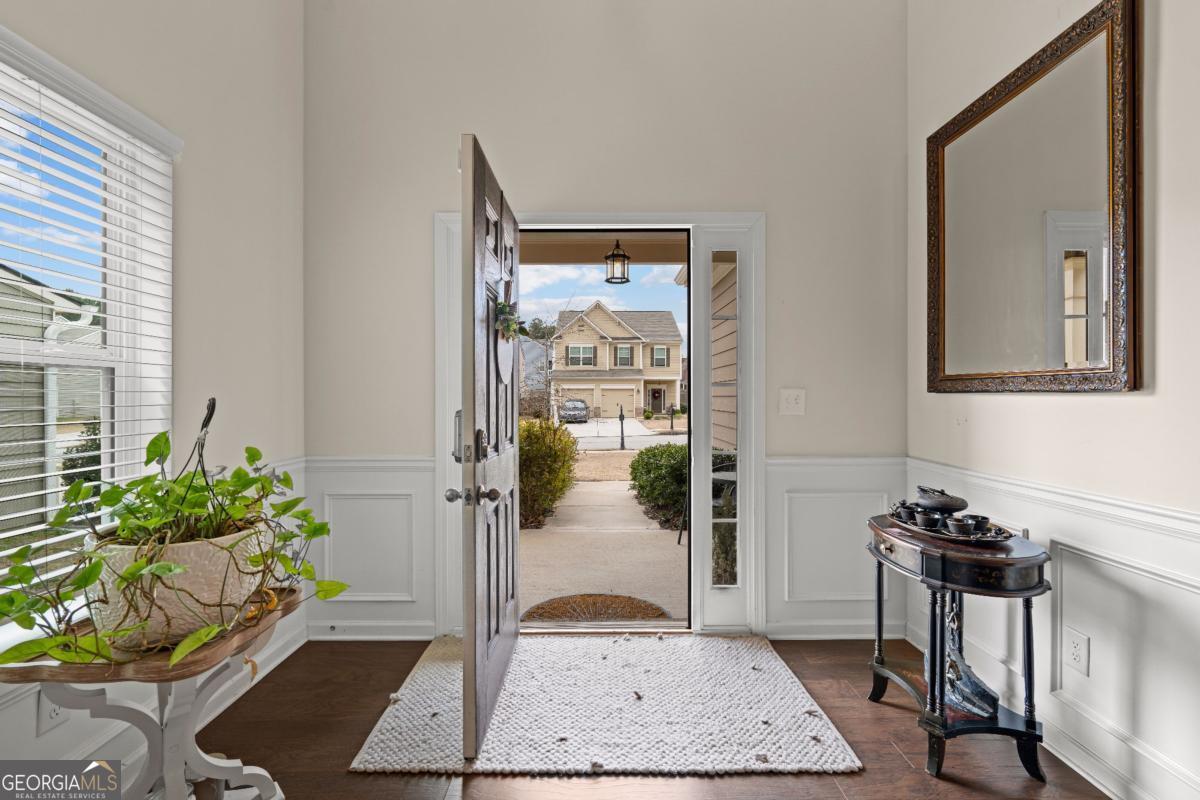 1053 Shadow Glen Drive Fairburn GA 30213
