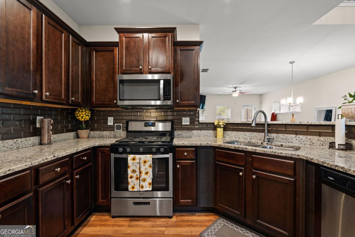 1053 Shadow Glen Drive Fairburn GA 30213