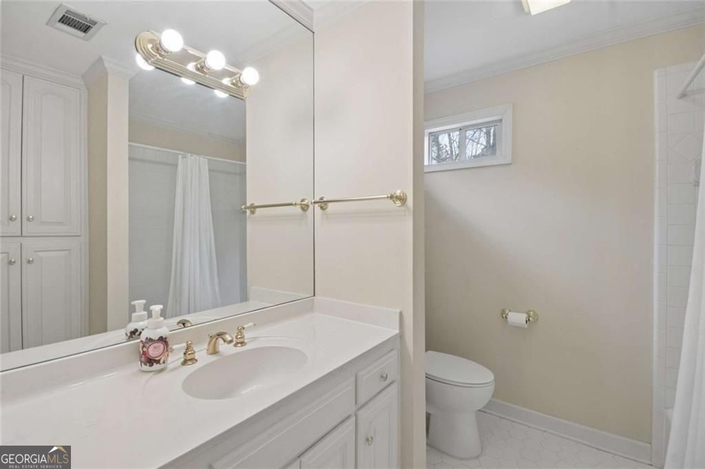 8500 Valemont Drive Sandy Springs GA 30350