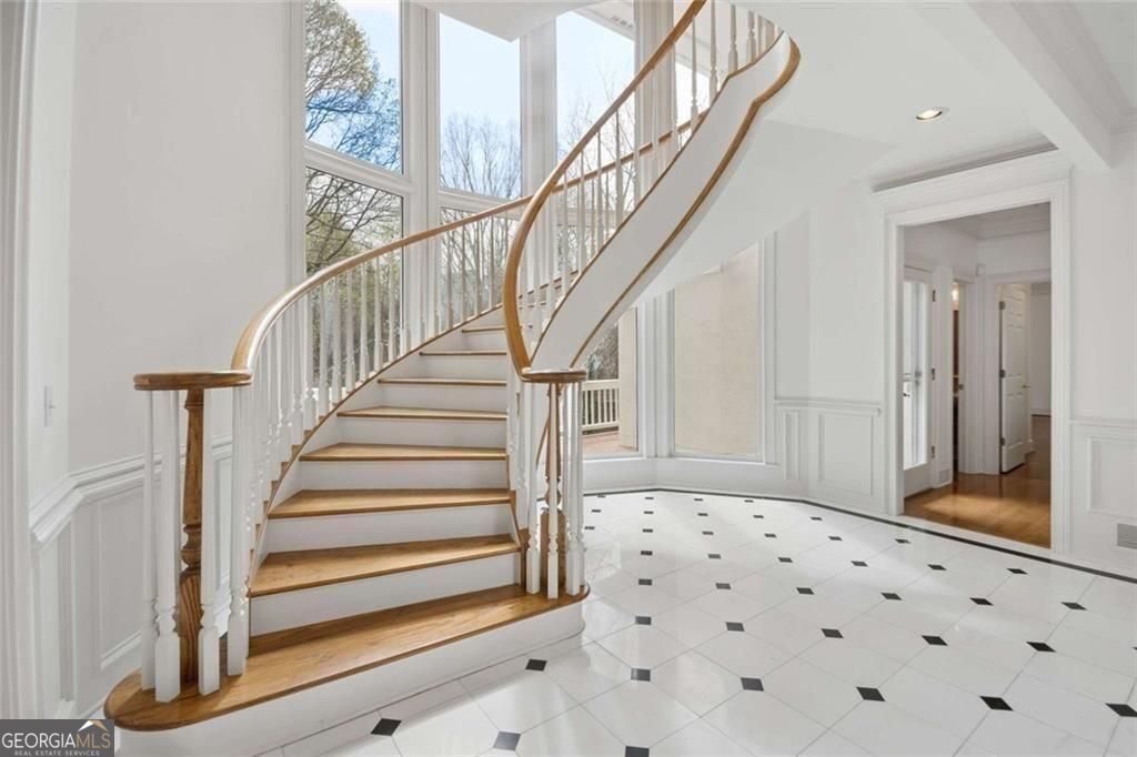 8500 Valemont Drive Sandy Springs GA 30350