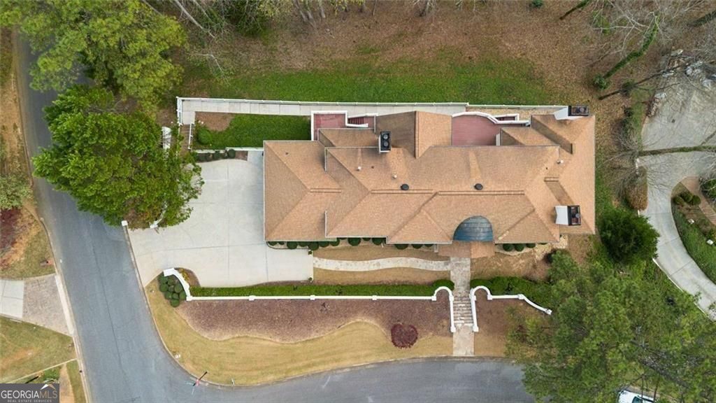 8500 Valemont Drive Sandy Springs GA 30350