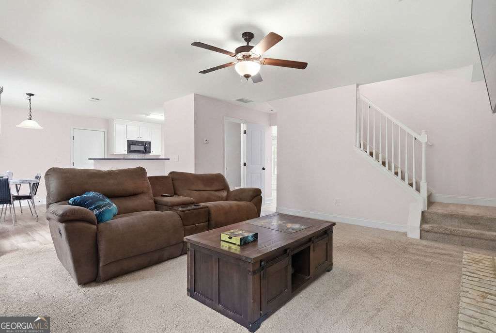 271 Oxmoor No Street Suffix Winterville GA 30683