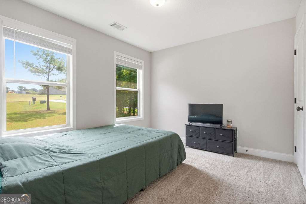 271 Oxmoor No Street Suffix Winterville GA 30683