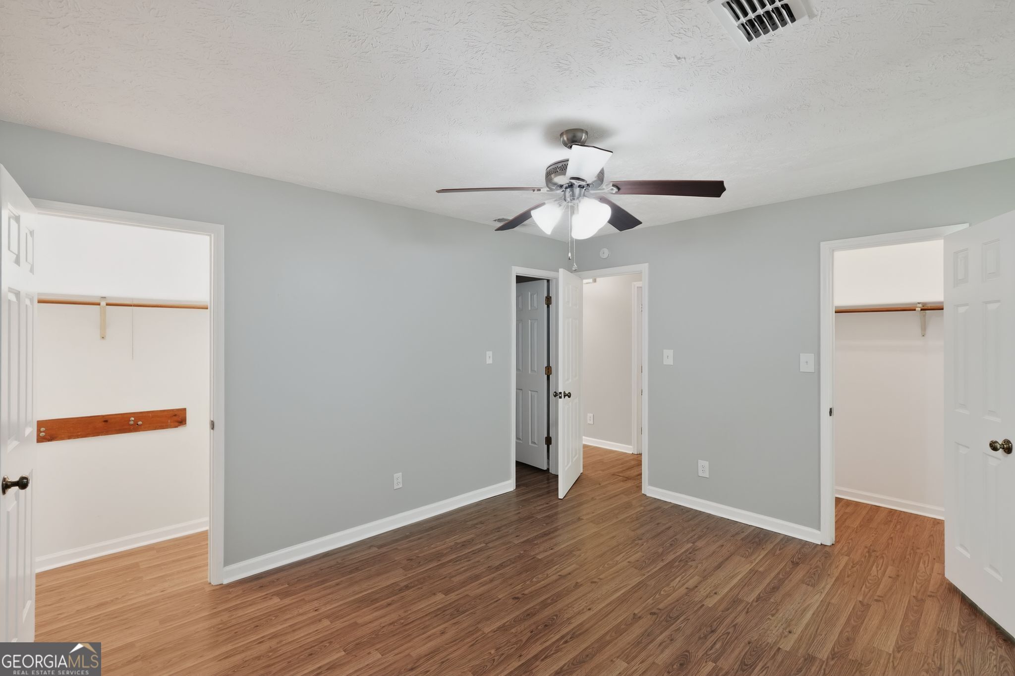 4947 Farmstead Court NE Woodstock GA 30188