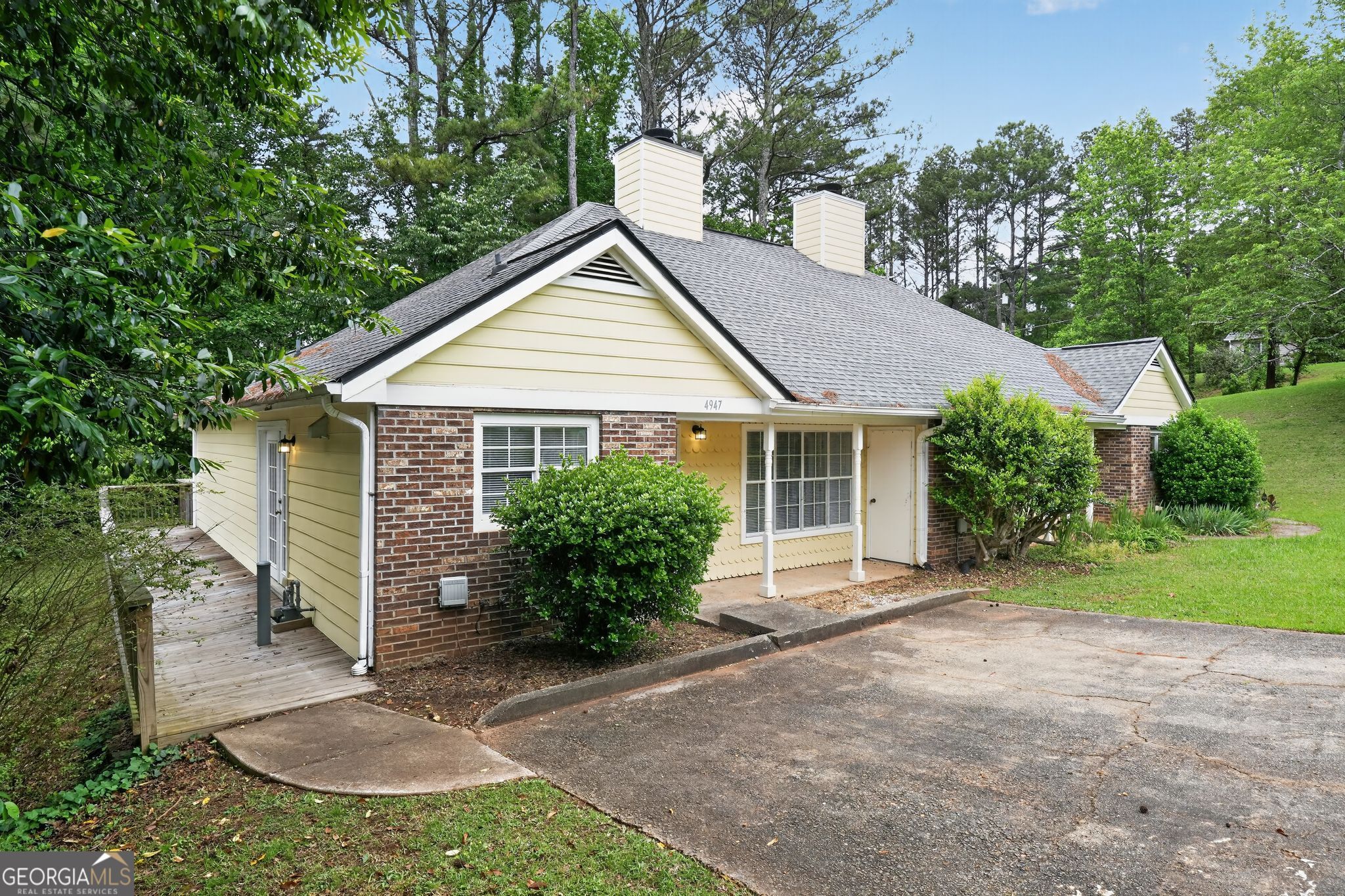 4947 Farmstead Court NE Woodstock GA 30188