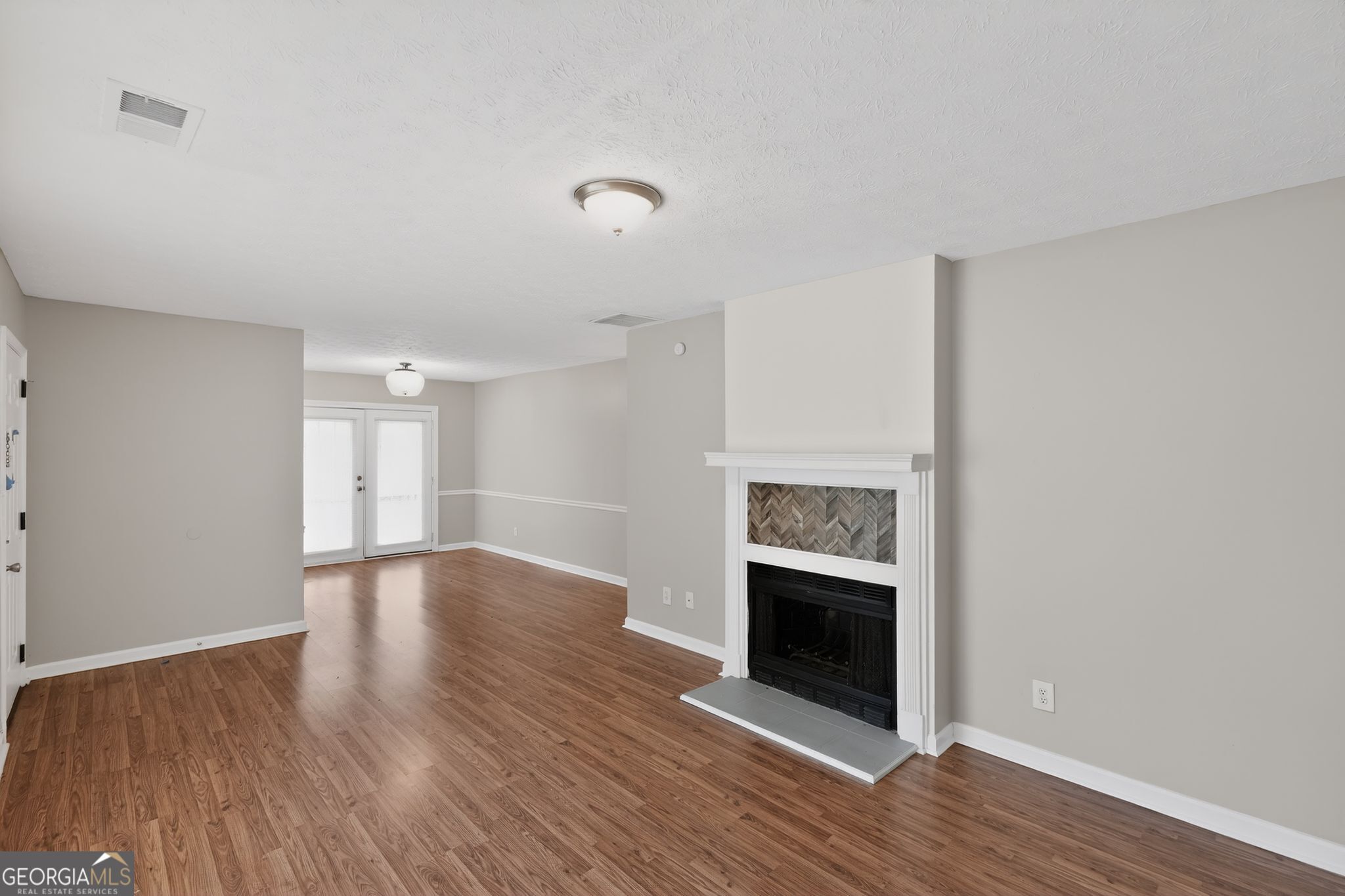 4947 Farmstead Court NE Woodstock GA 30188