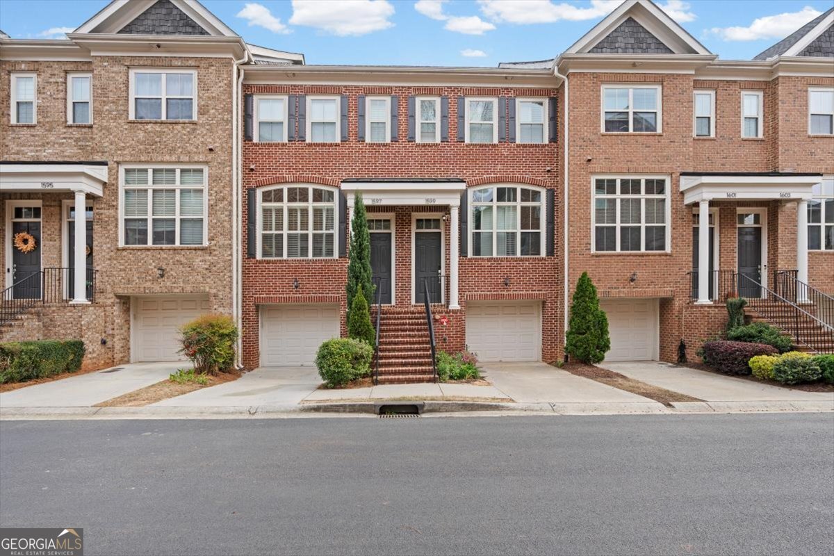 1597 Mosaic Way Smyrna GA 30080