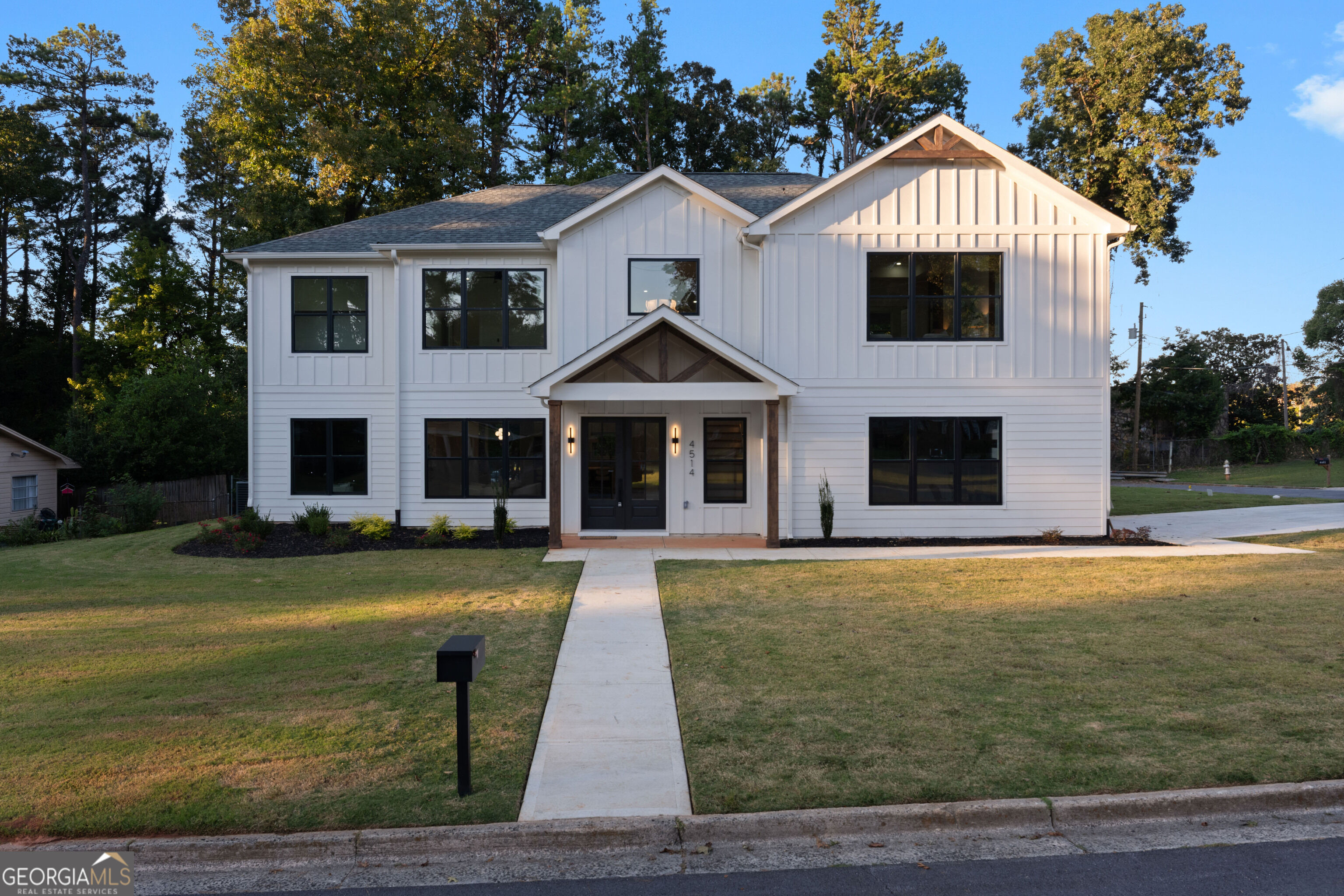 4514 Redwood Street Atlanta GA 30360
