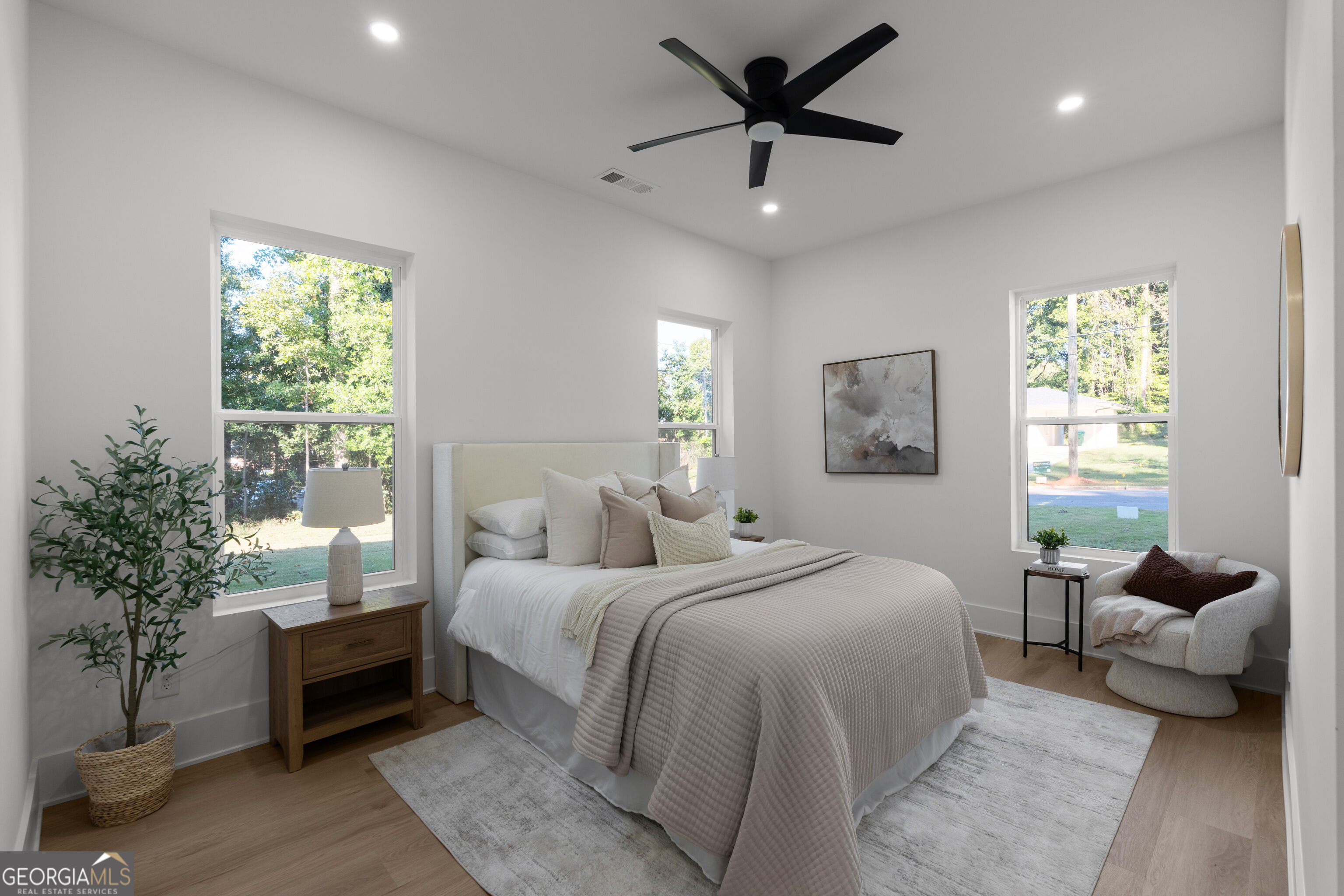 4514 Redwood Street Atlanta GA 30360