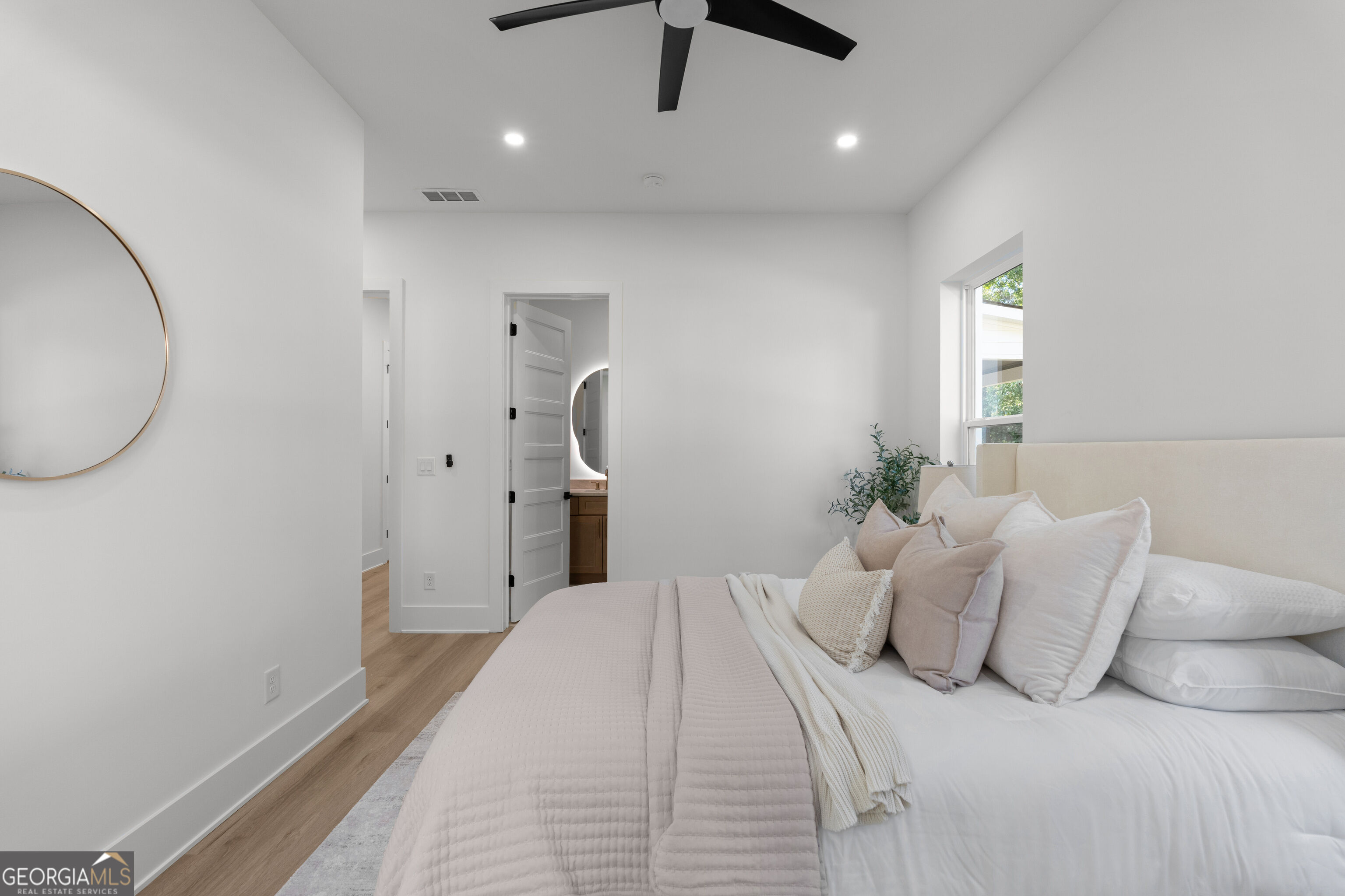 4514 Redwood Street Atlanta GA 30360