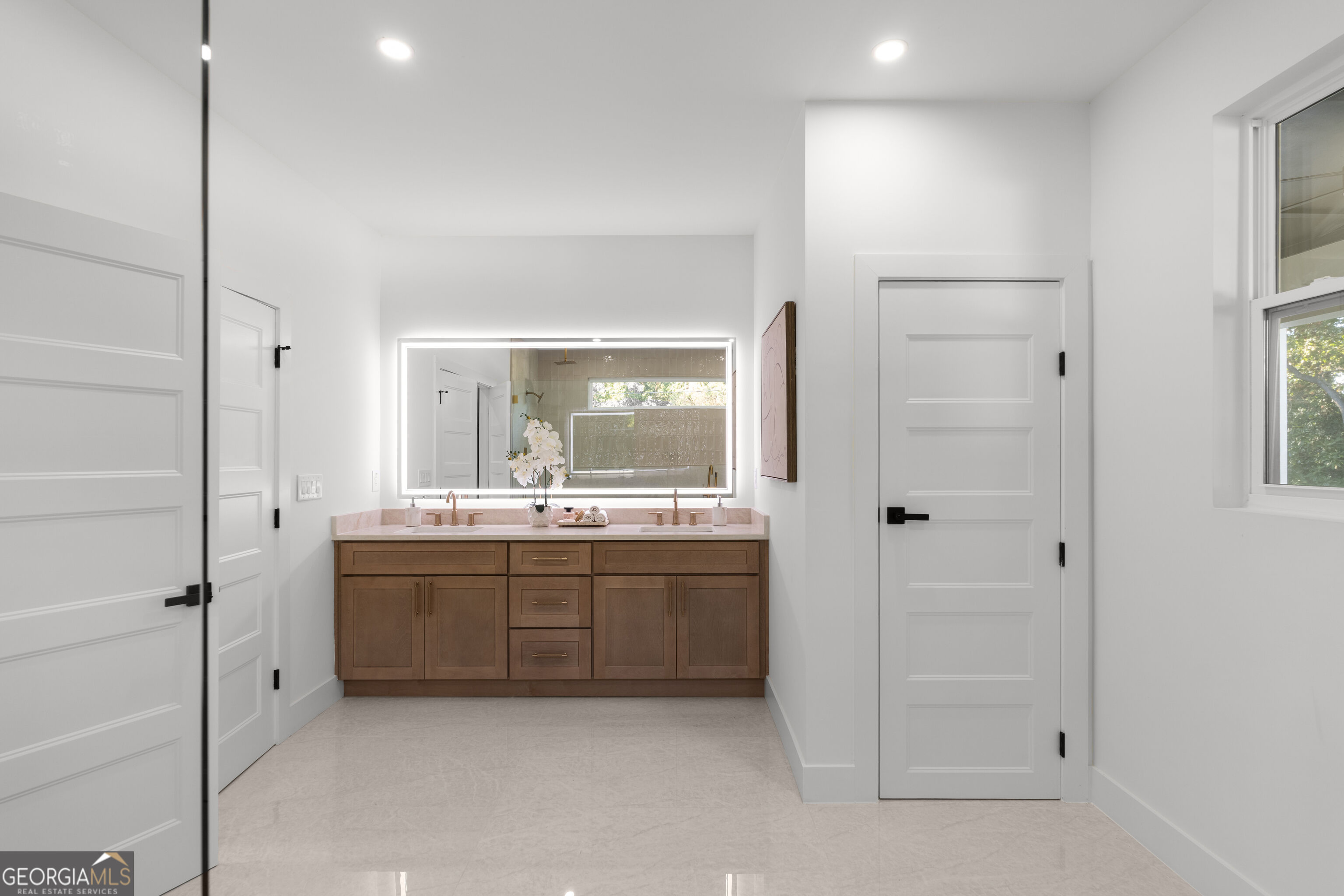 4514 Redwood Street Atlanta GA 30360