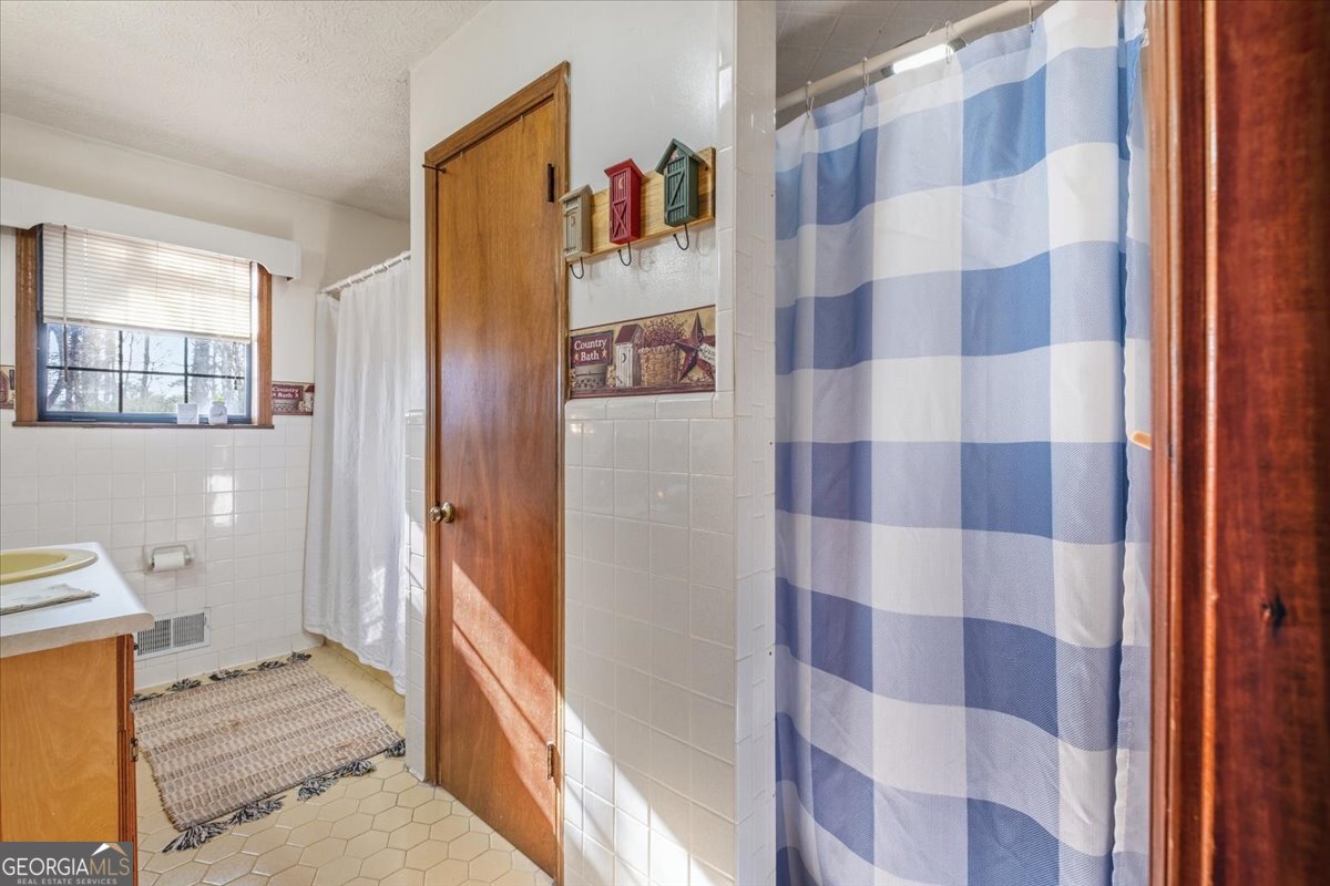 463 Compton Road SE Silver Creek GA 30173