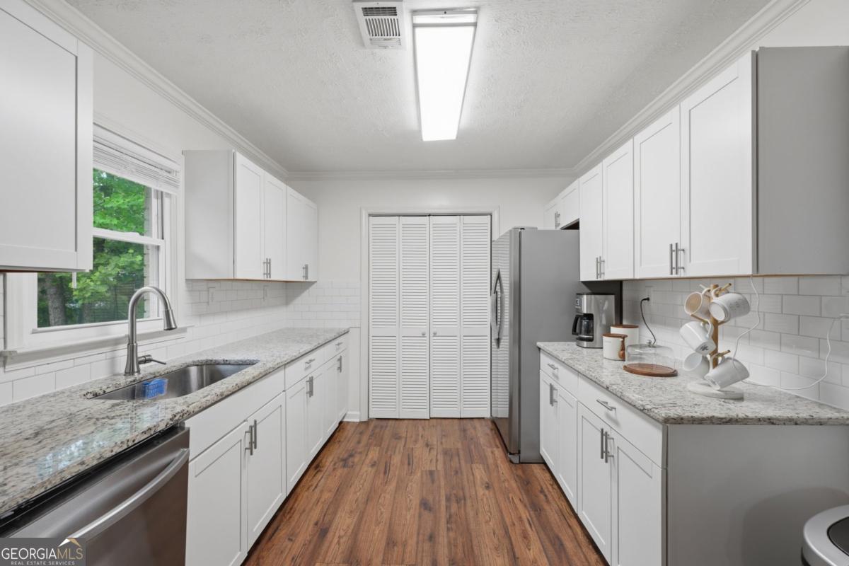 405 W Barbara Lane Carrollton GA 30117