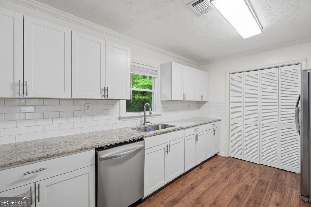 405 W Barbara Lane Carrollton GA 30117