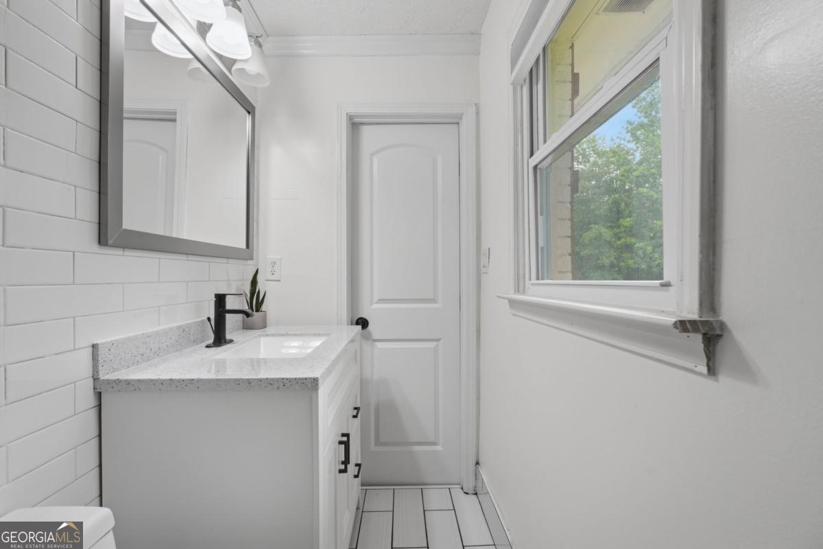 405 W Barbara Lane Carrollton GA 30117