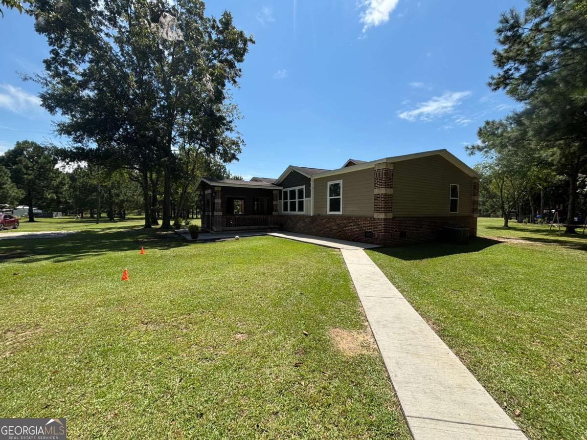 694 Overstreet Road Jesup GA 31546