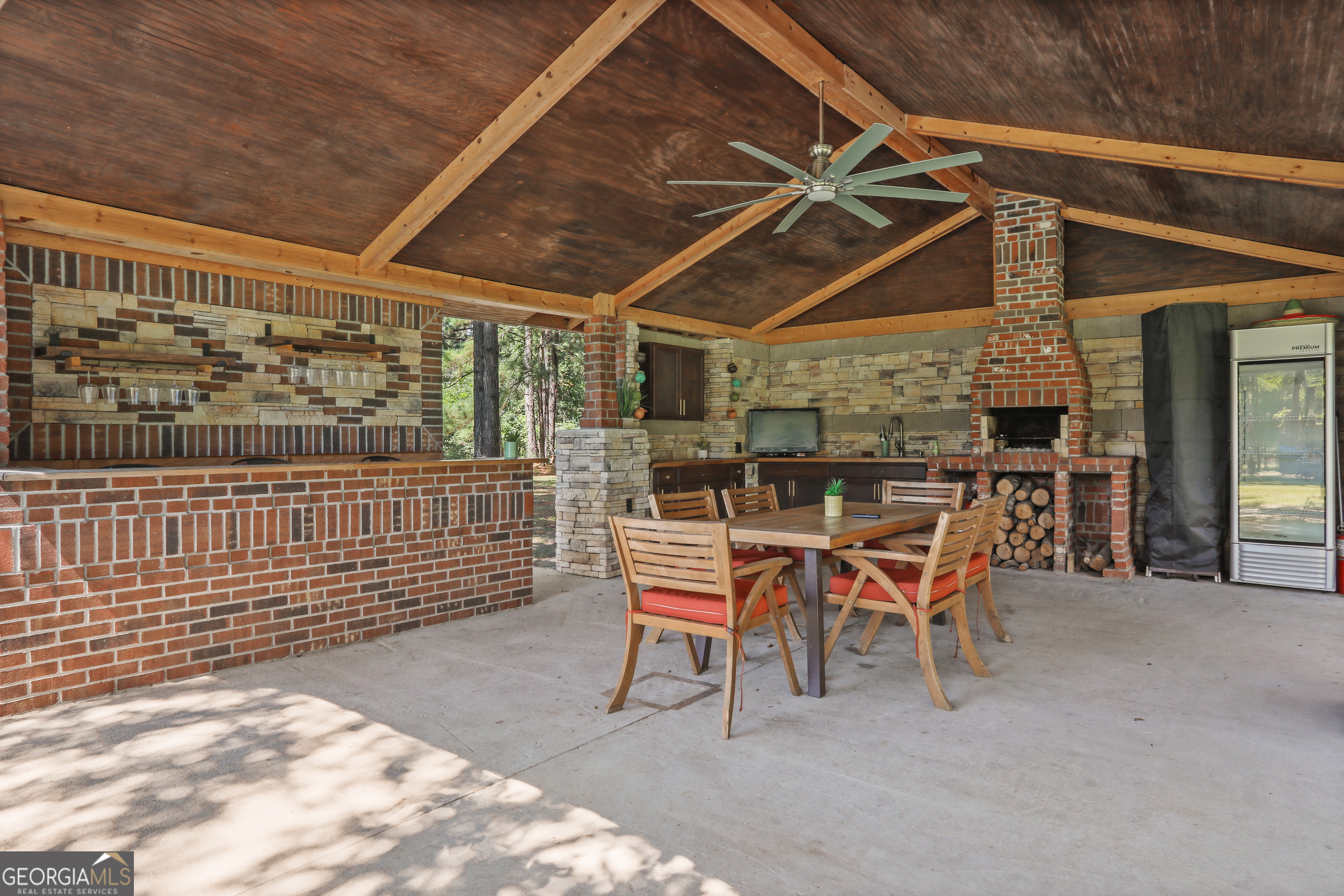 694 Overstreet Road Jesup GA 31546