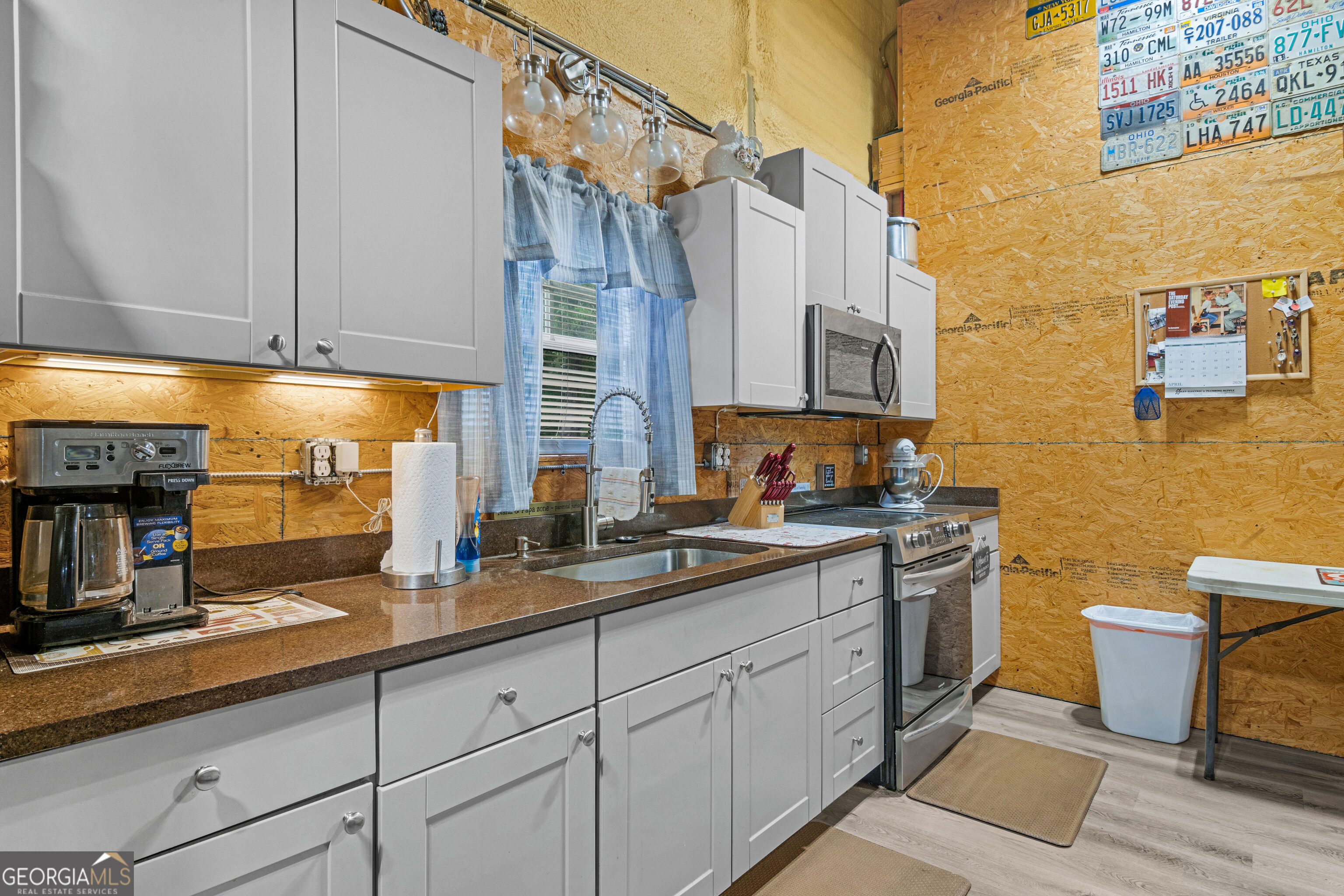 897 Empire Road Jesup GA 31545