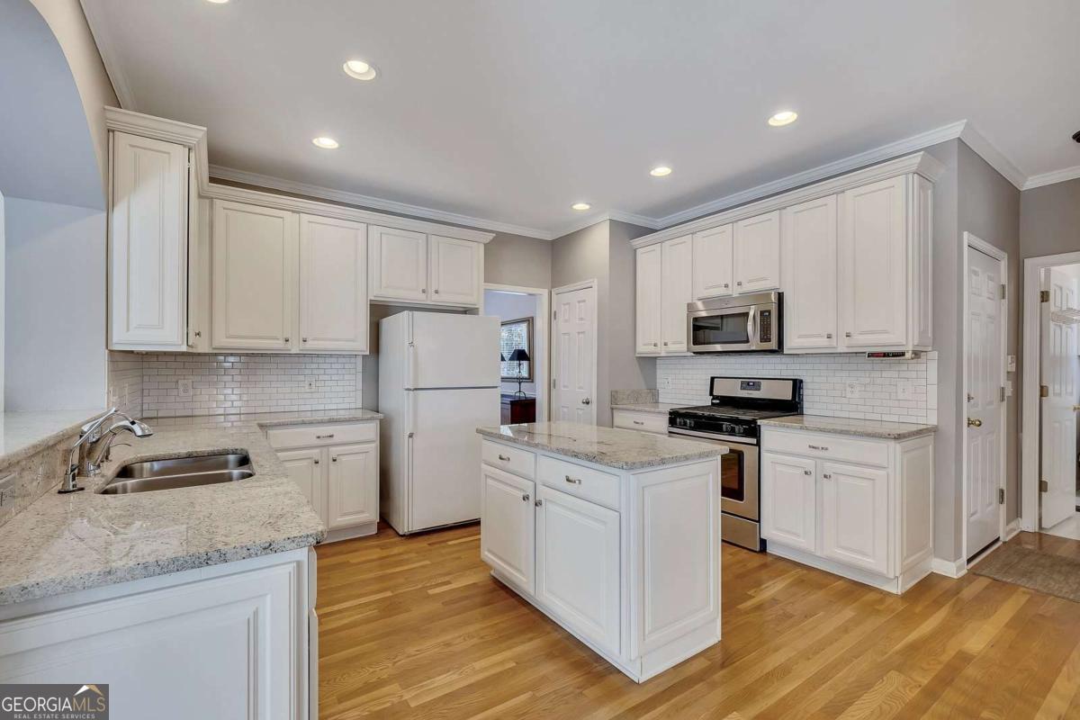 3007 Ironhill Way Woodstock GA 30189