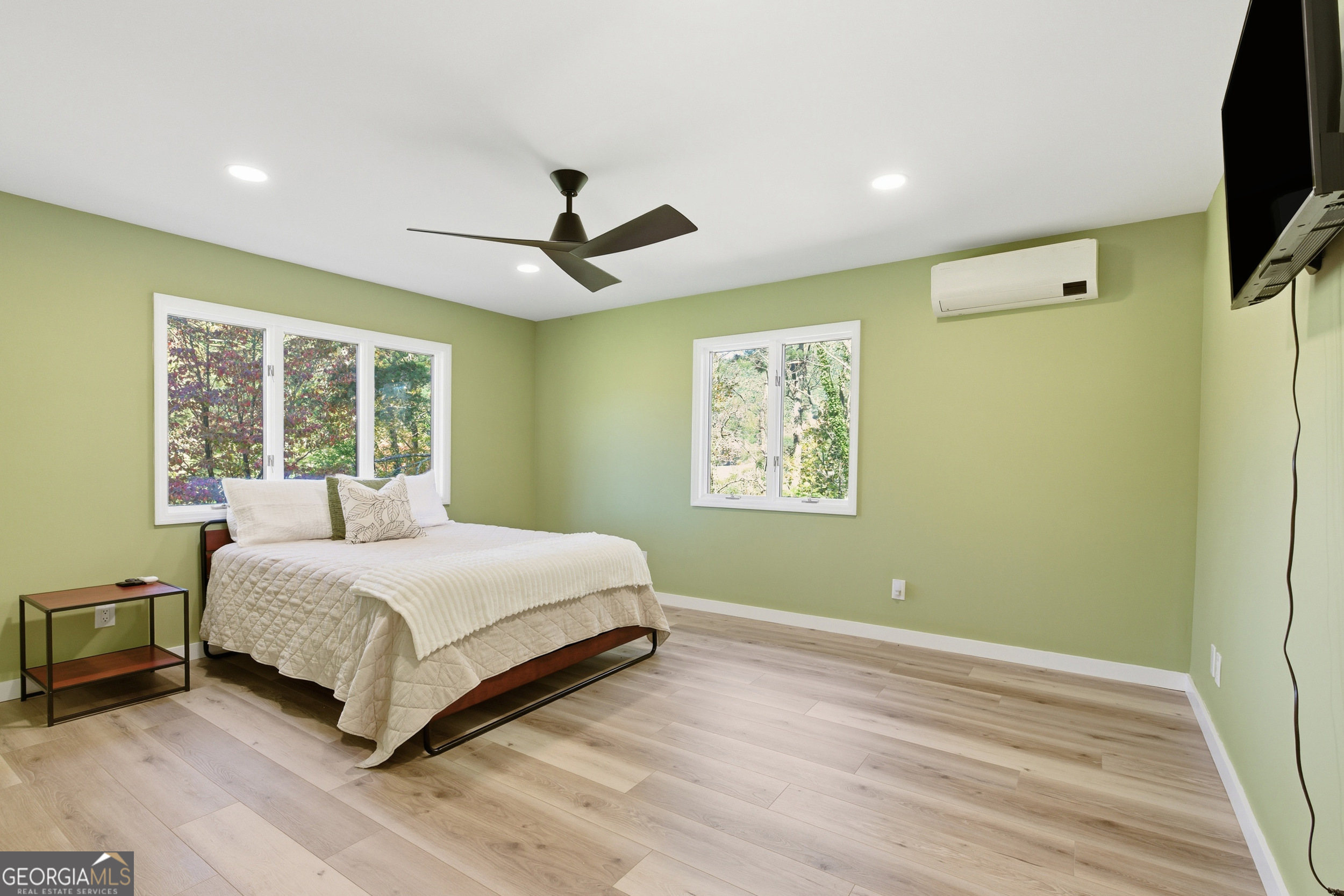 230 Majors Lane Rabun Gap GA 30568